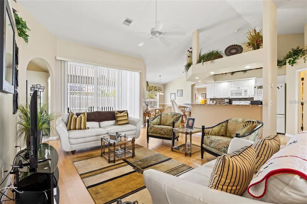 En Renta: $3,500 (3 camas, 2 baños, 1872 Pies cuadrados)