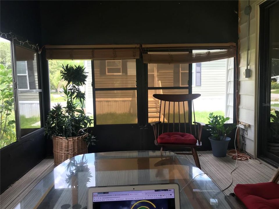 待售: $175,000 (2 贝兹, 2 浴室, 1299 平方英尺)