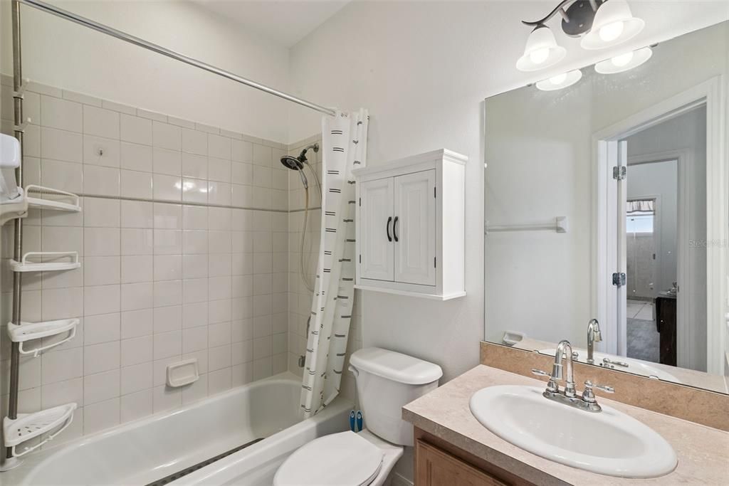 На продажу: $449,000 (4 спален, 3 ванн, 2057 Квадратных фут)