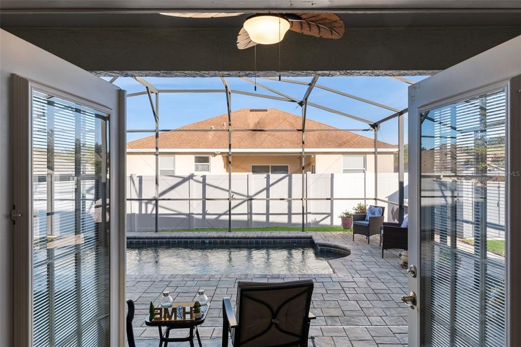 На продажу: $449,000 (4 спален, 3 ванн, 2057 Квадратных фут)