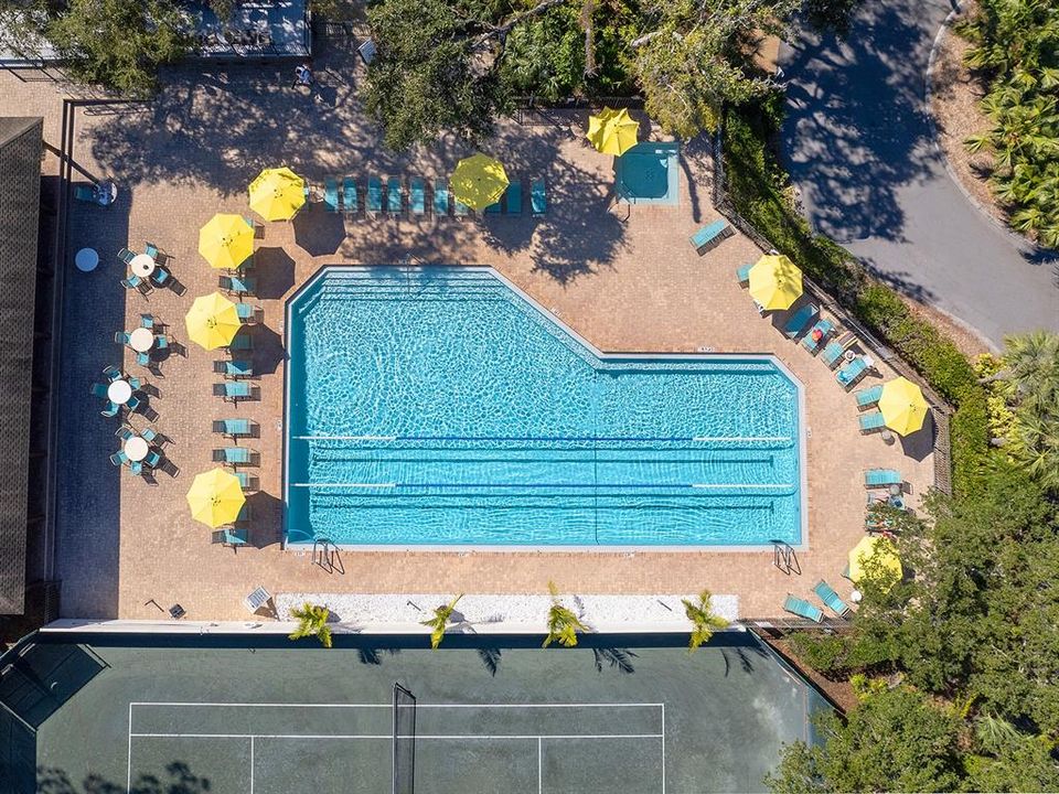 待售: $287,000 (2 贝兹, 2 浴室, 1182 平方英尺)