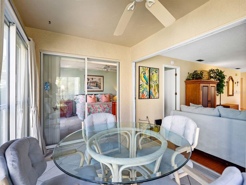 待售: $287,000 (2 贝兹, 2 浴室, 1182 平方英尺)