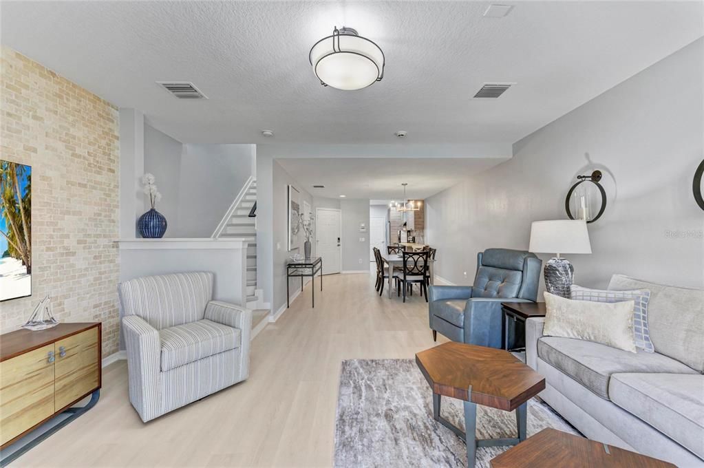 На продажу: $419,000 (3 спален, 2 ванн, 1520 Квадратных фут)