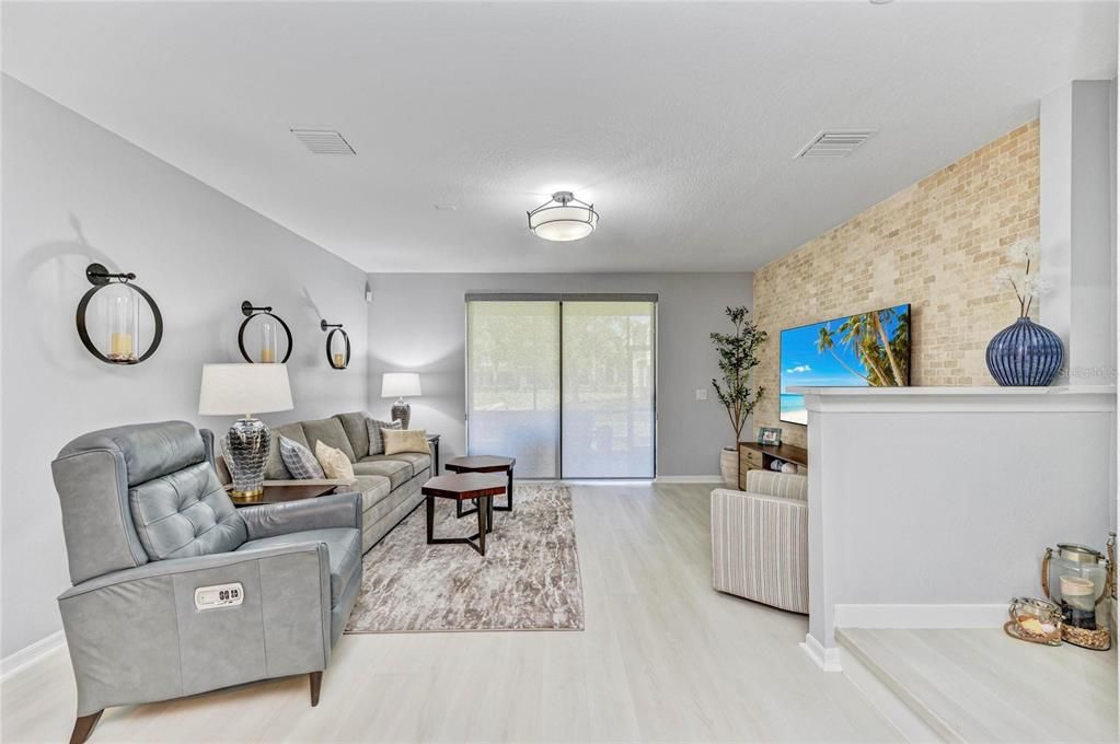 На продажу: $419,000 (3 спален, 2 ванн, 1520 Квадратных фут)