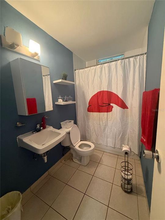 En Venta: $169,000 (3 camas, 2 baños, 1138 Pies cuadrados)