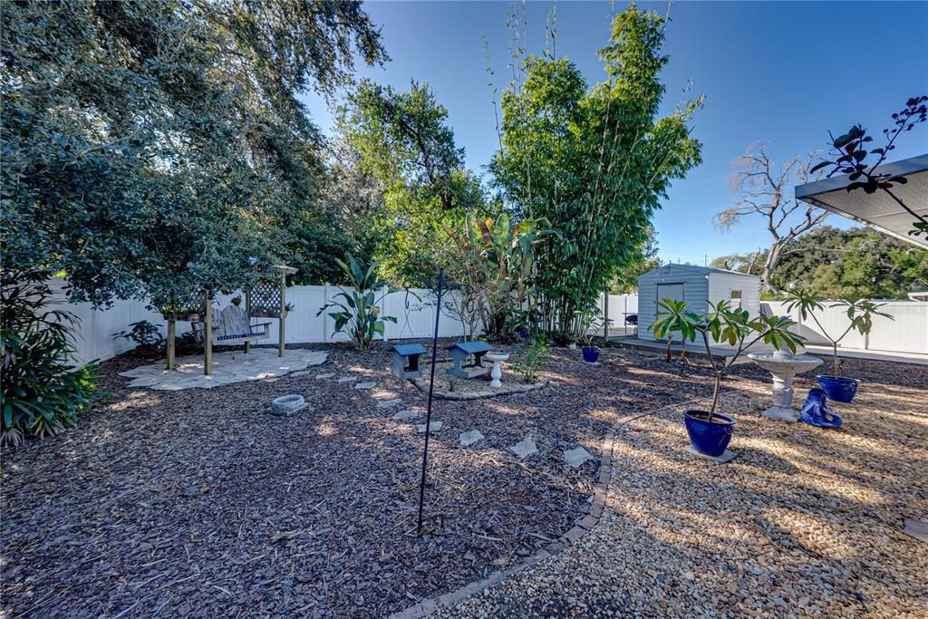 На продажу: $274,900 (2 спален, 2 ванн, 1066 Квадратных фут)