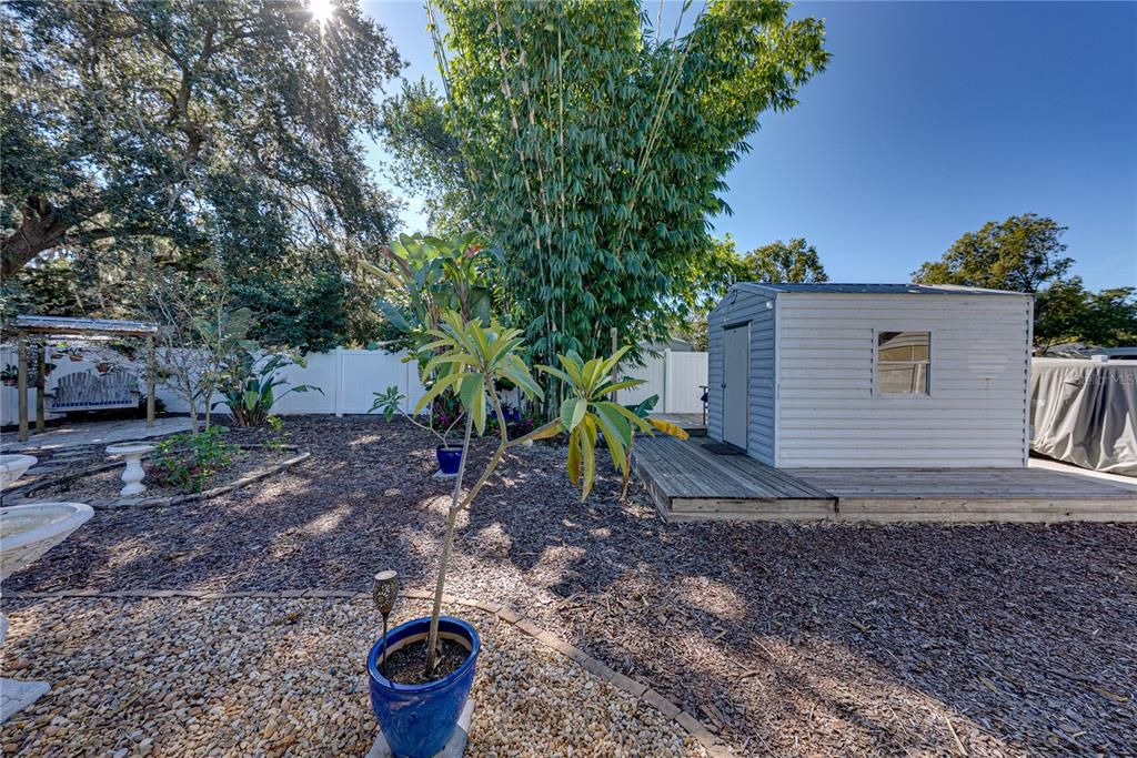 На продажу: $274,900 (2 спален, 2 ванн, 1066 Квадратных фут)