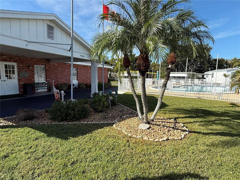 Active With Contract: $170,000 (2 beds, 2 baths, 1056 Square Feet)