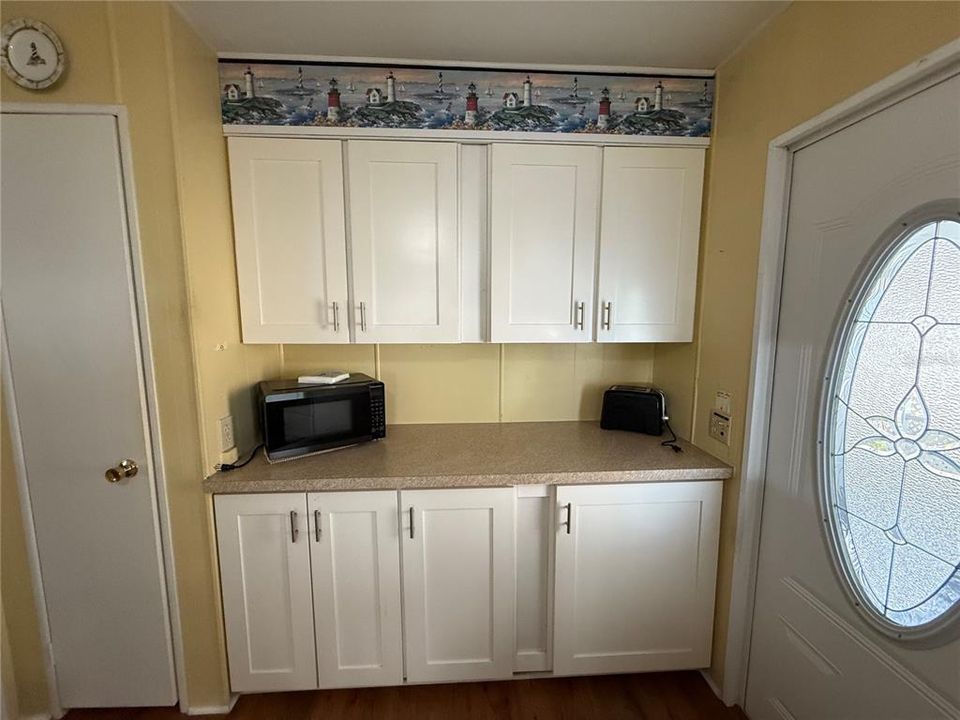 Active With Contract: $170,000 (2 beds, 2 baths, 1056 Square Feet)