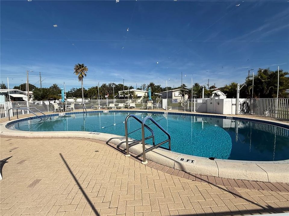 Active With Contract: $170,000 (2 beds, 2 baths, 1056 Square Feet)