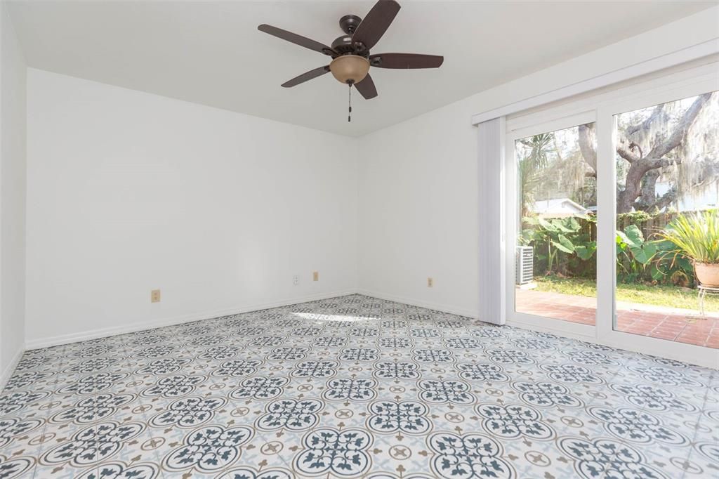 En Venta: $210,000 (2 camas, 2 baños, 1177 Pies cuadrados)