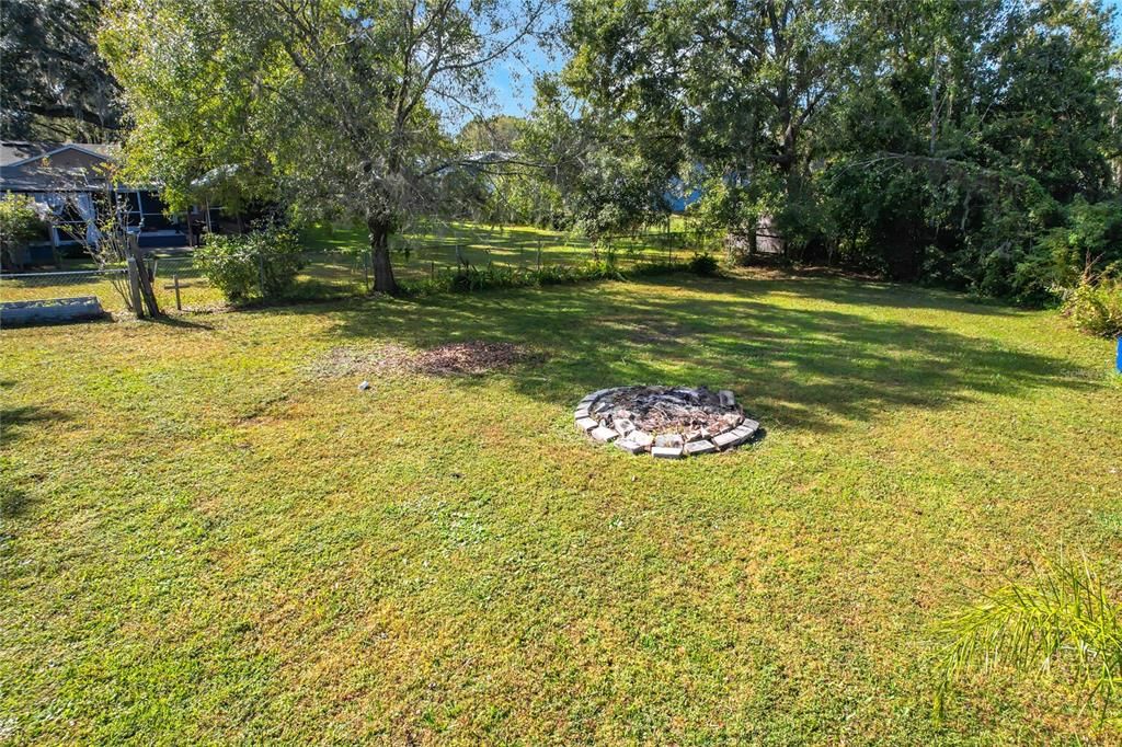 Active With Contract: $450,000 (3 beds, 1 baths, 2145 Square Feet)