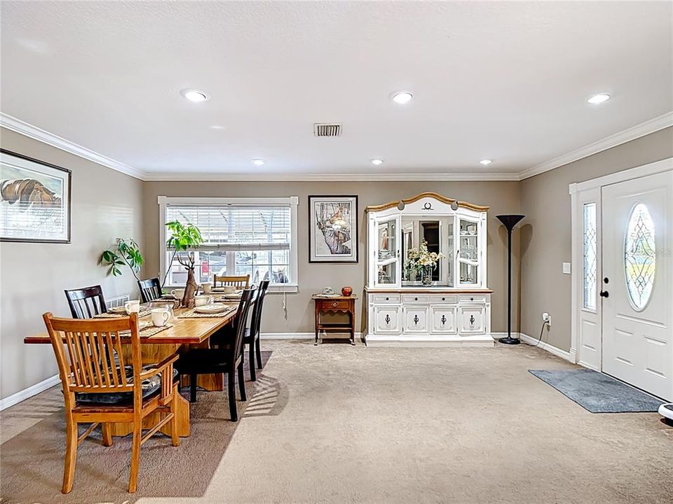 Active With Contract: $450,000 (3 beds, 1 baths, 2145 Square Feet)