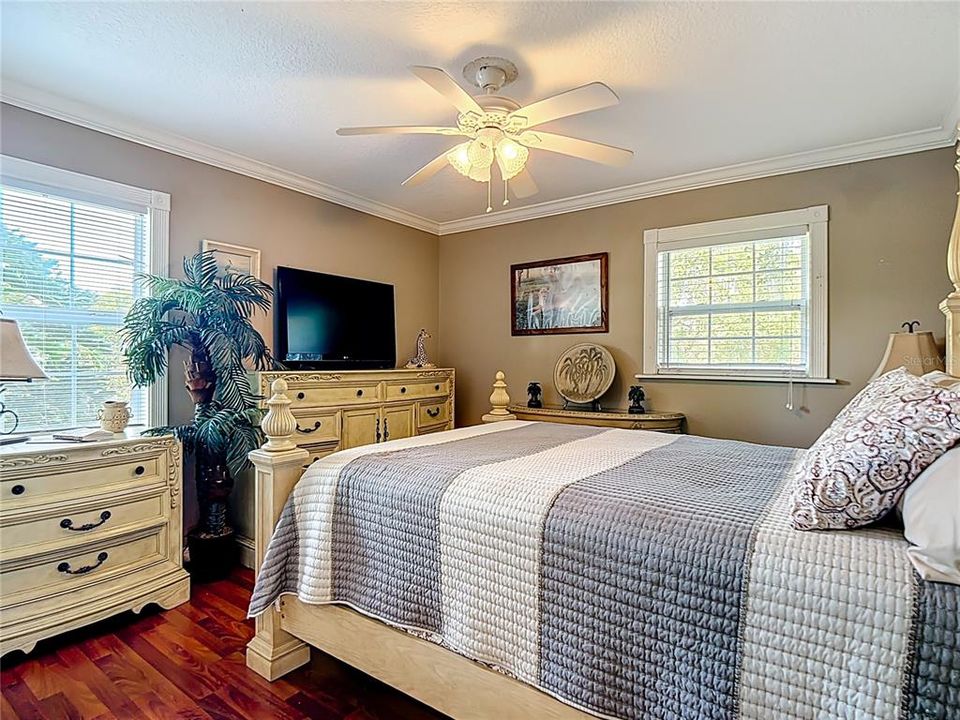 Active With Contract: $450,000 (3 beds, 1 baths, 2145 Square Feet)