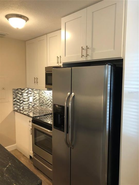 出租: $1,450 (1 贝兹, 1 浴室, 570 平方英尺)