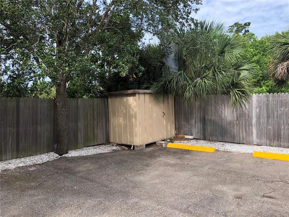 出租: $1,450 (1 贝兹, 1 浴室, 570 平方英尺)