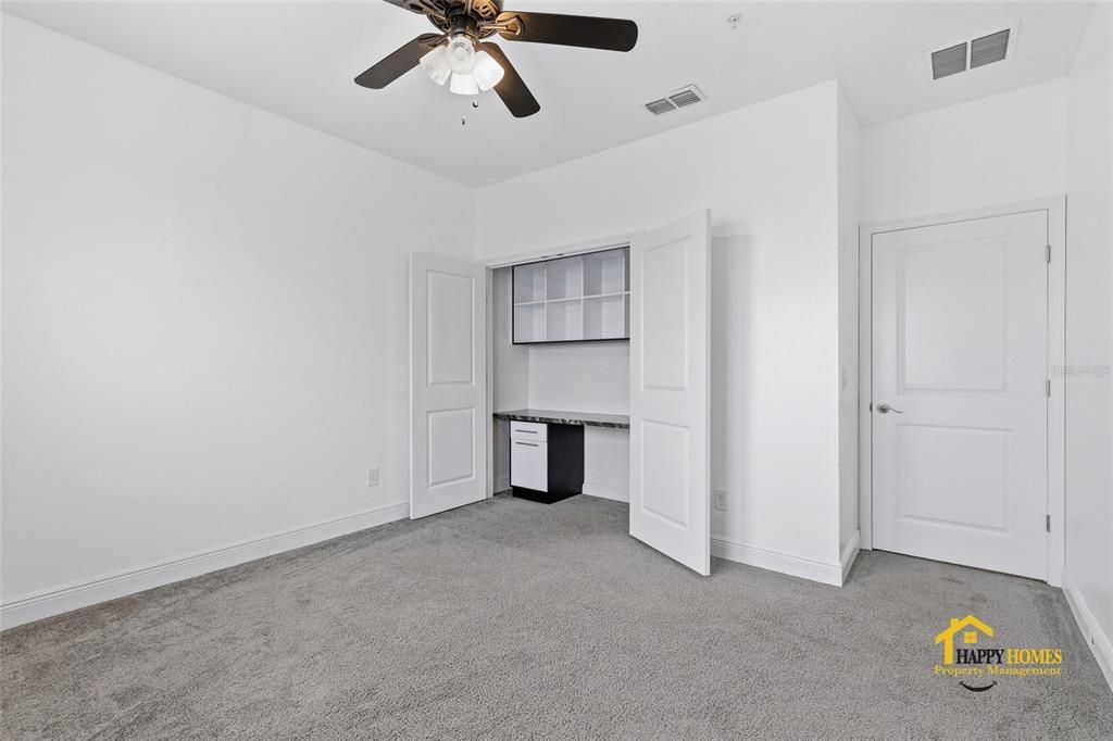 出租: $2,950 (3 贝兹, 2 浴室, 1978 平方英尺)