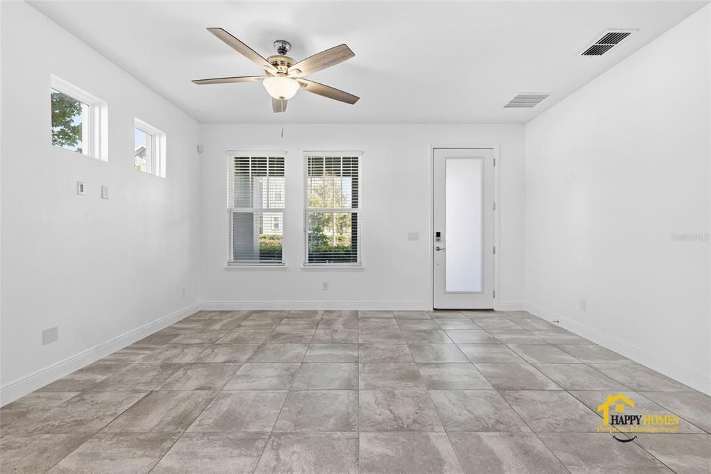 出租: $2,950 (3 贝兹, 2 浴室, 1978 平方英尺)