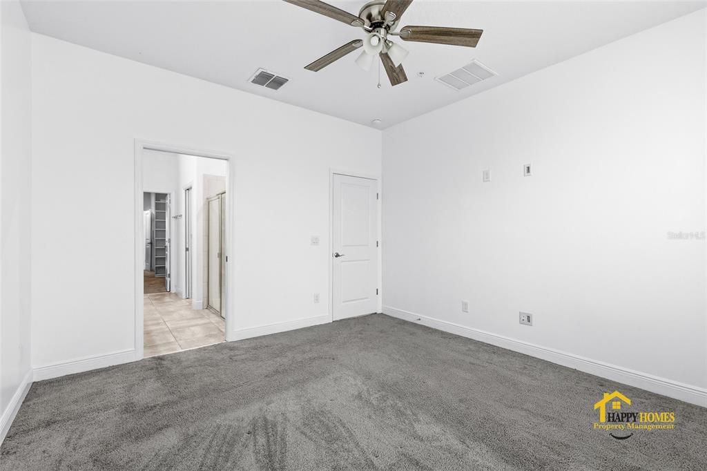 出租: $2,950 (3 贝兹, 2 浴室, 1978 平方英尺)