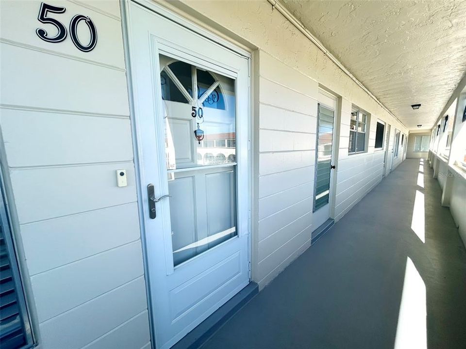 For Sale: $206,000 (2 beds, 2 baths, 1400 Square Feet)