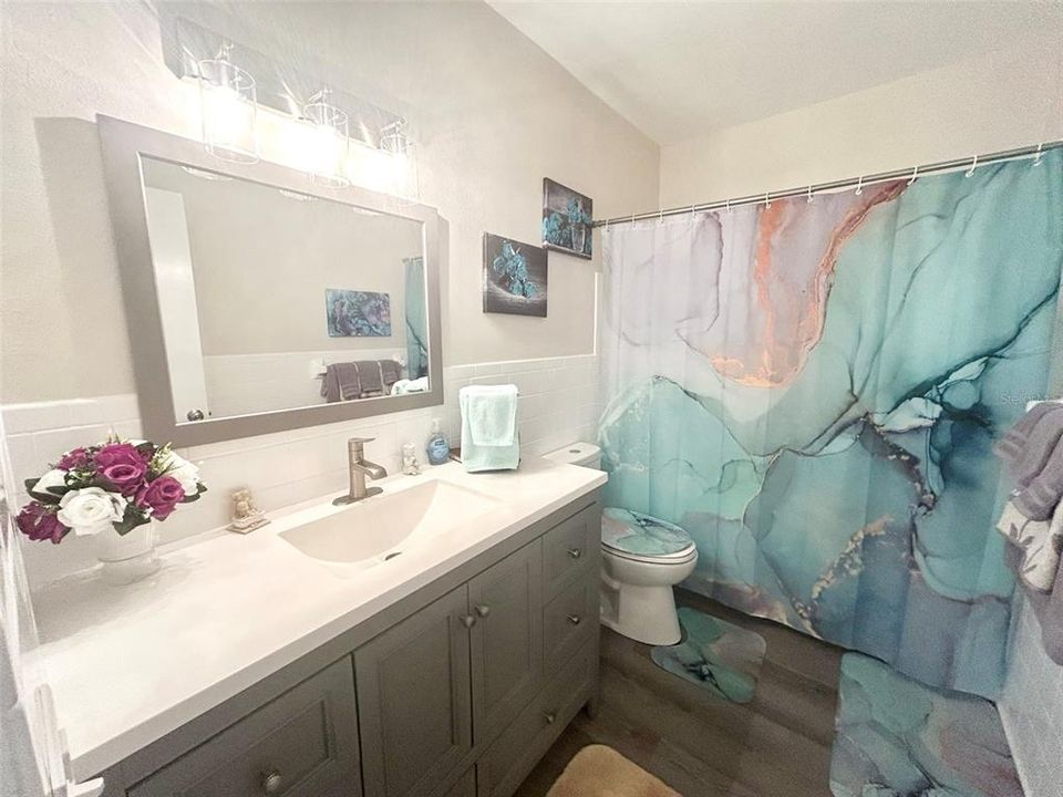 For Sale: $206,000 (2 beds, 2 baths, 1400 Square Feet)