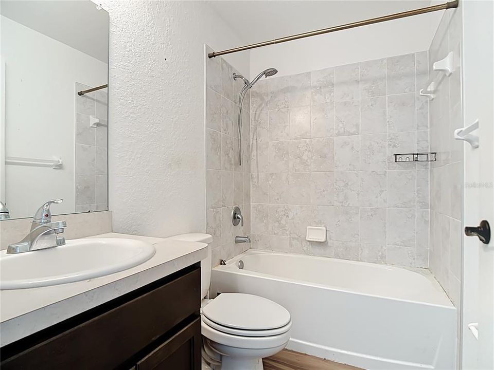 For Sale: $319,900 (3 beds, 2 baths, 1610 Square Feet)