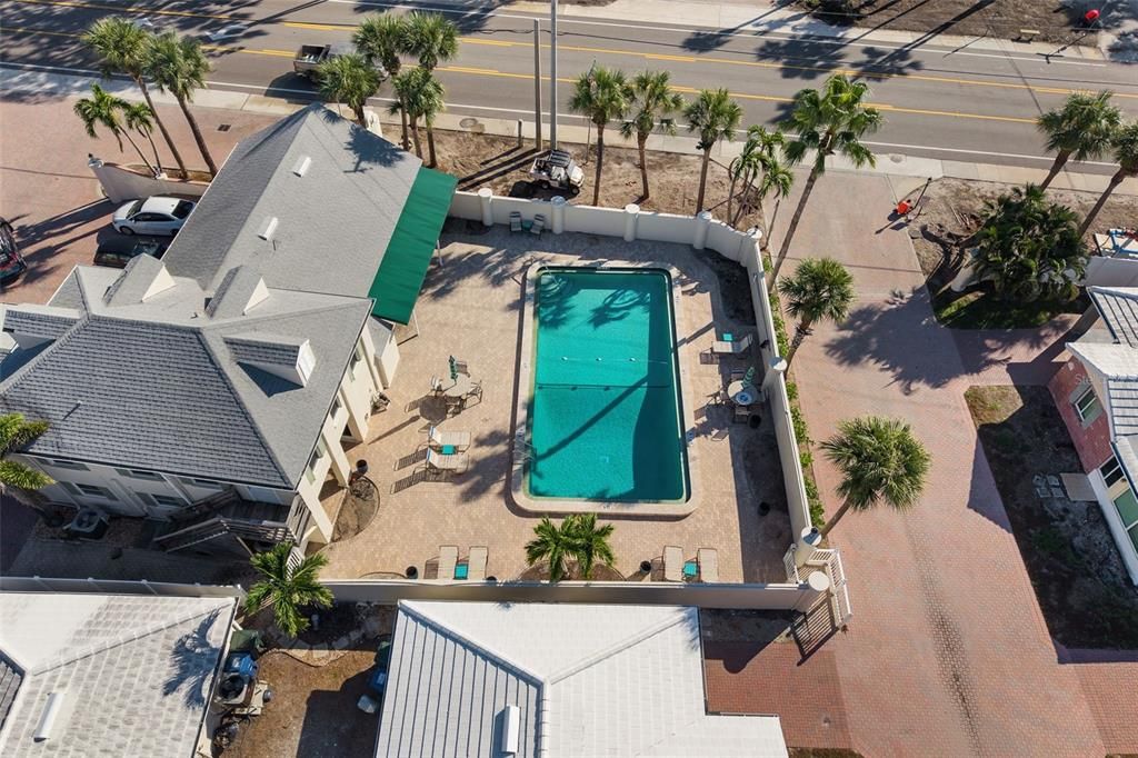 For Sale: $874,900 (2 beds, 2 baths, 1068 Square Feet)