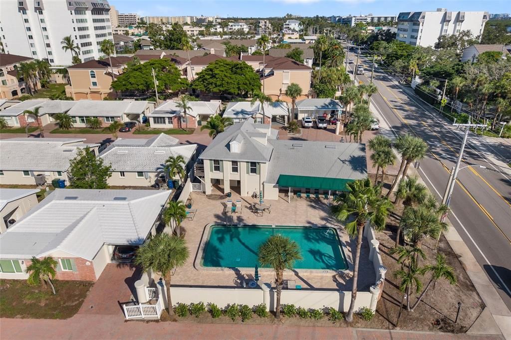 For Sale: $874,900 (2 beds, 2 baths, 1068 Square Feet)