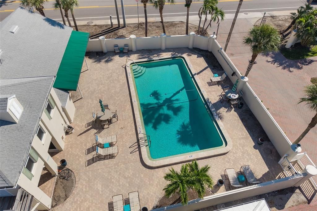 For Sale: $874,900 (2 beds, 2 baths, 1068 Square Feet)