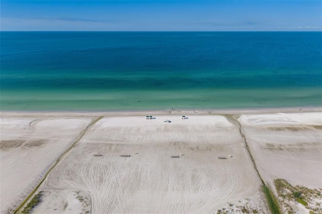 For Sale: $874,900 (2 beds, 2 baths, 1068 Square Feet)