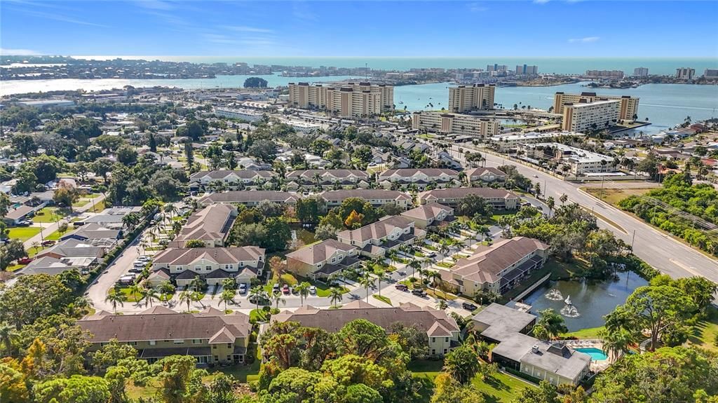 For Sale: $349,000 (2 beds, 2 baths, 1332 Square Feet)