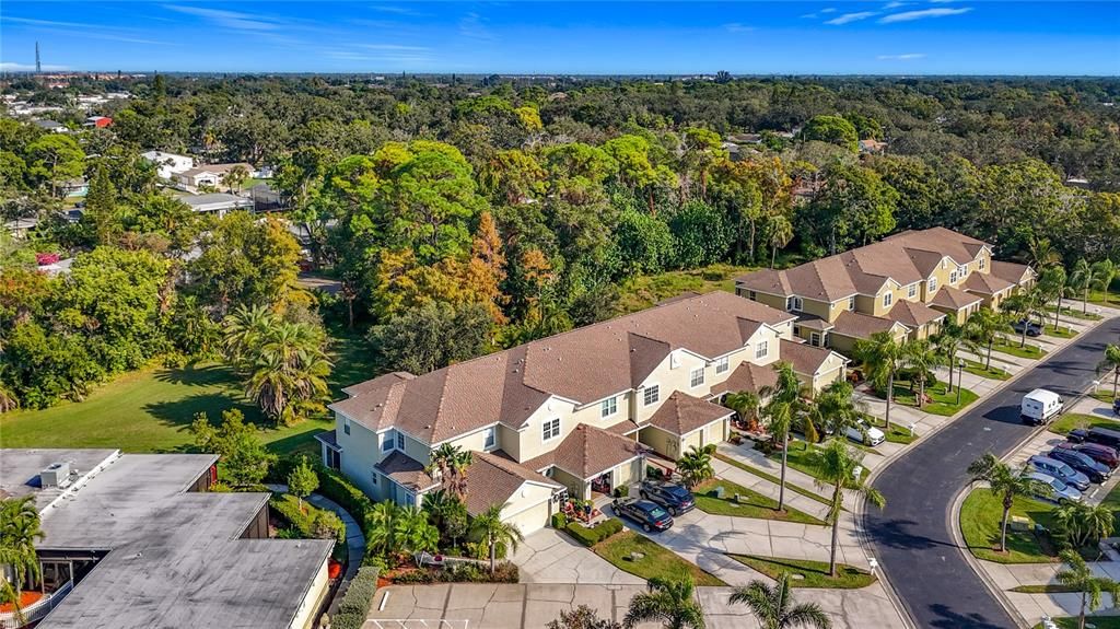 For Sale: $349,000 (2 beds, 2 baths, 1332 Square Feet)