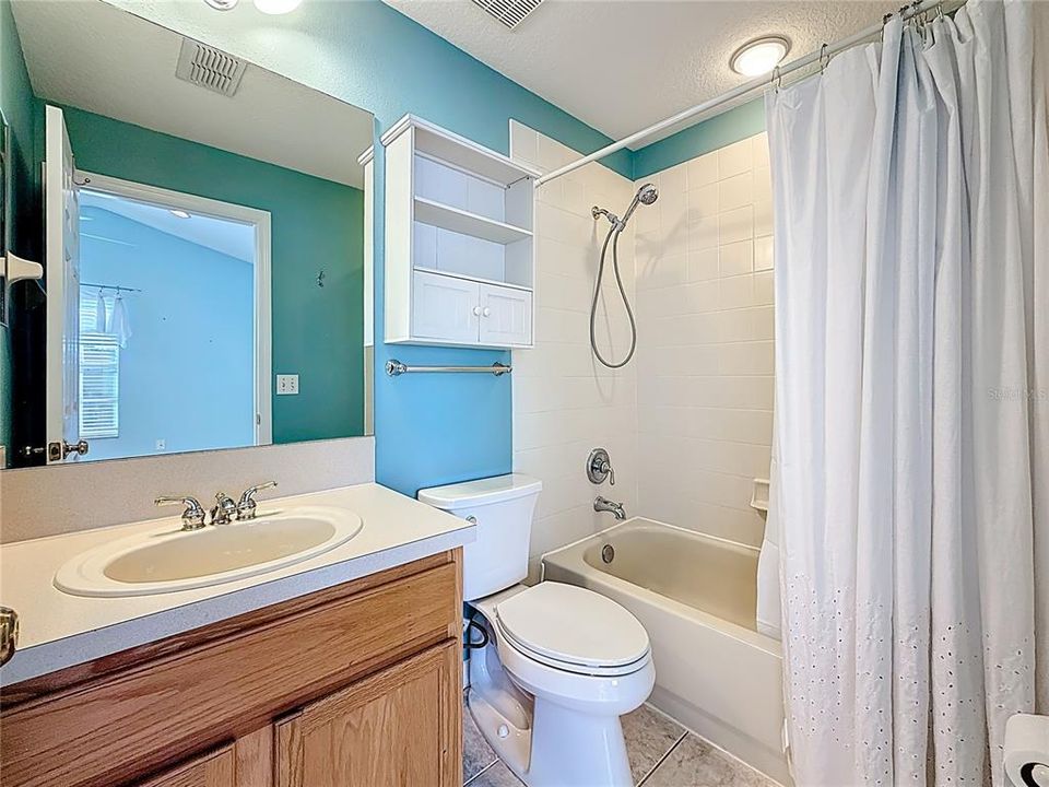 For Sale: $349,000 (2 beds, 2 baths, 1332 Square Feet)