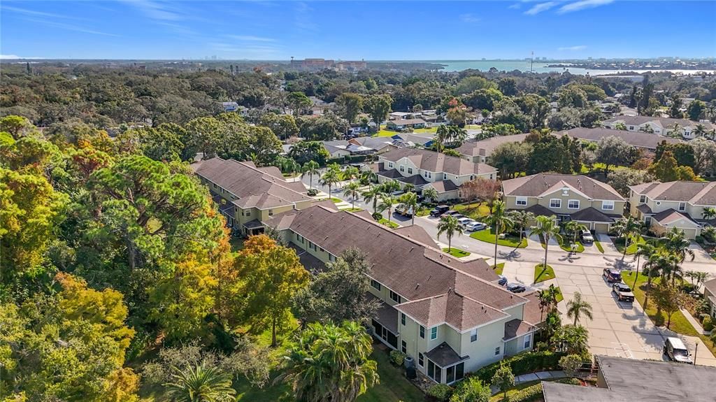 For Sale: $349,000 (2 beds, 2 baths, 1332 Square Feet)