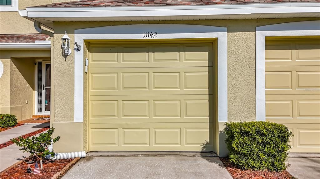 For Sale: $349,000 (2 beds, 2 baths, 1332 Square Feet)