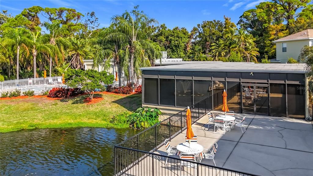 For Sale: $349,000 (2 beds, 2 baths, 1332 Square Feet)