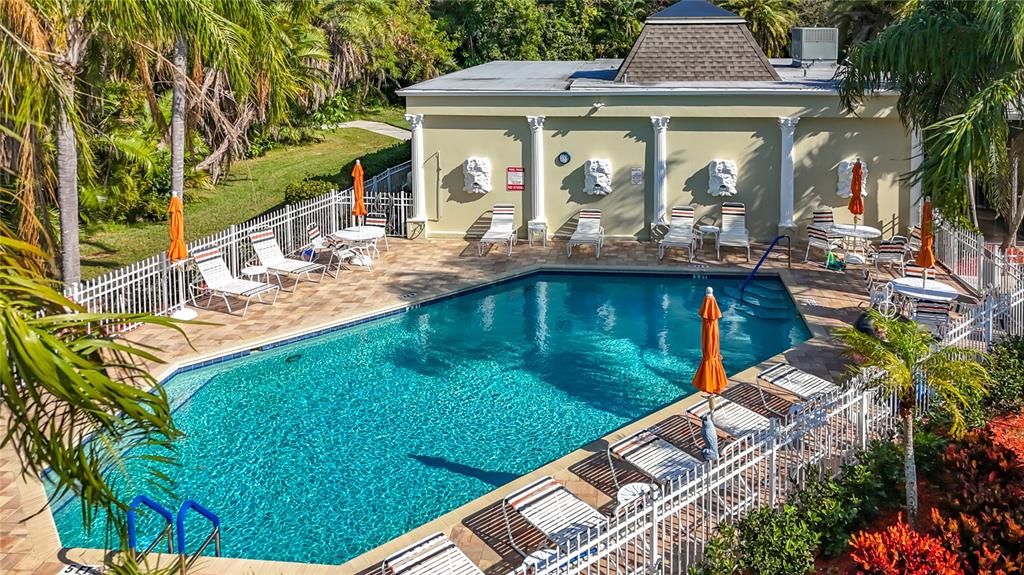 For Sale: $349,000 (2 beds, 2 baths, 1332 Square Feet)