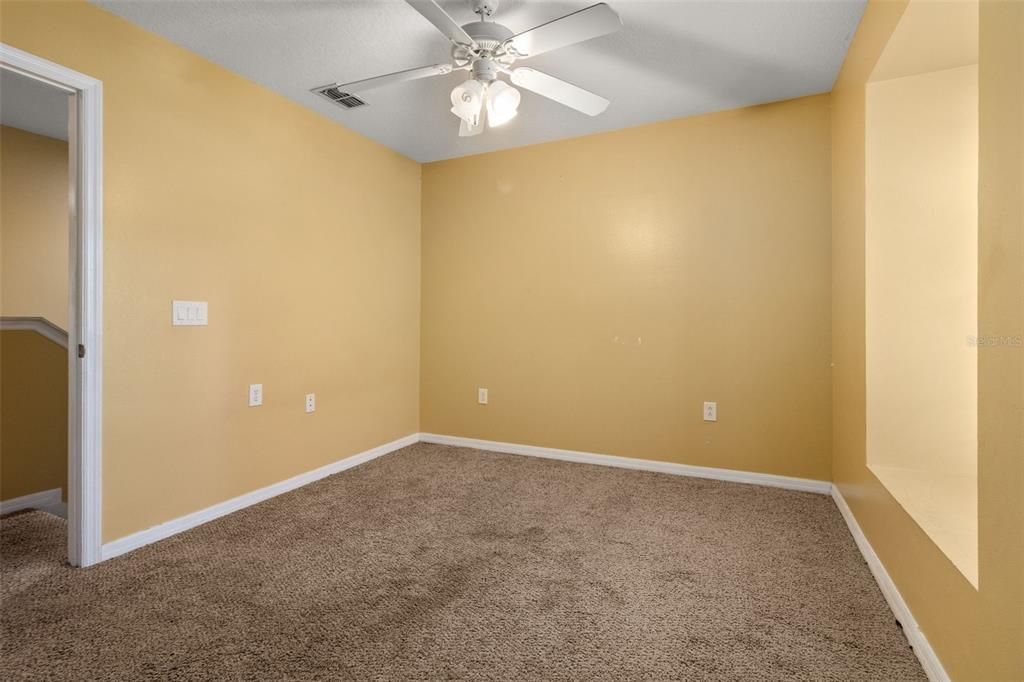 出租: $1,900 (3 贝兹, 3 浴室, 1362 平方英尺)