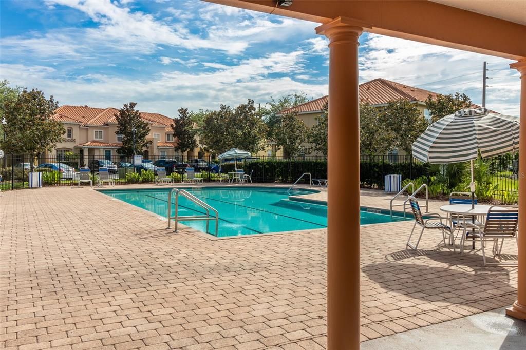 出租: $1,900 (3 贝兹, 3 浴室, 1362 平方英尺)