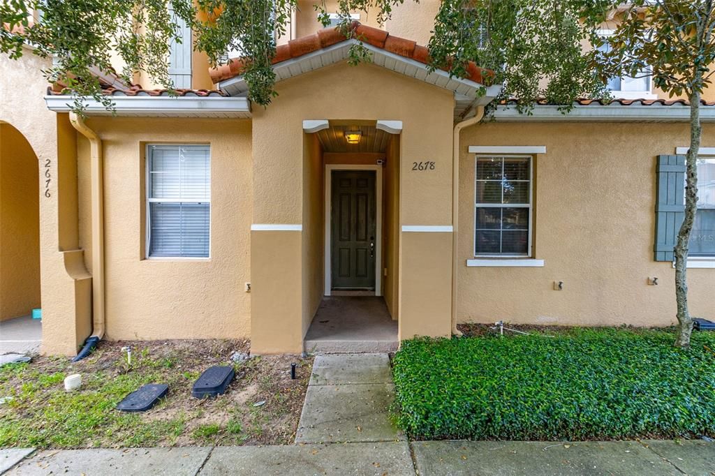 出租: $1,900 (3 贝兹, 3 浴室, 1362 平方英尺)