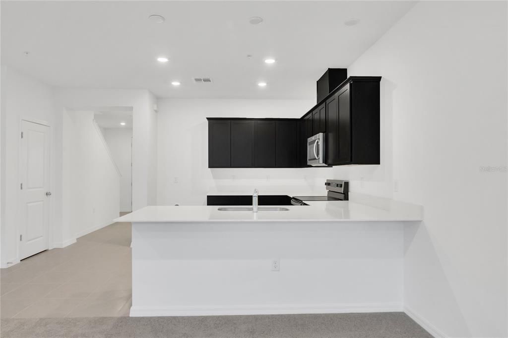 For Rent: $2,390 (4 beds, 3 baths, 1847 Square Feet)