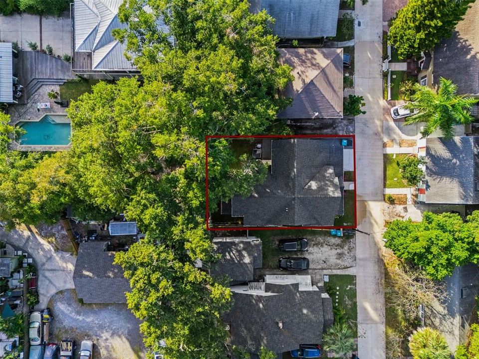 For Sale: $750,000 (3 beds, 2 baths, 2049 Square Feet)