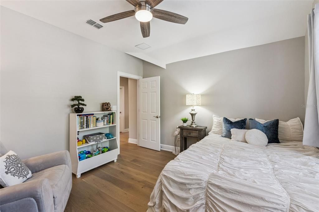 For Sale: $750,000 (3 beds, 2 baths, 2049 Square Feet)