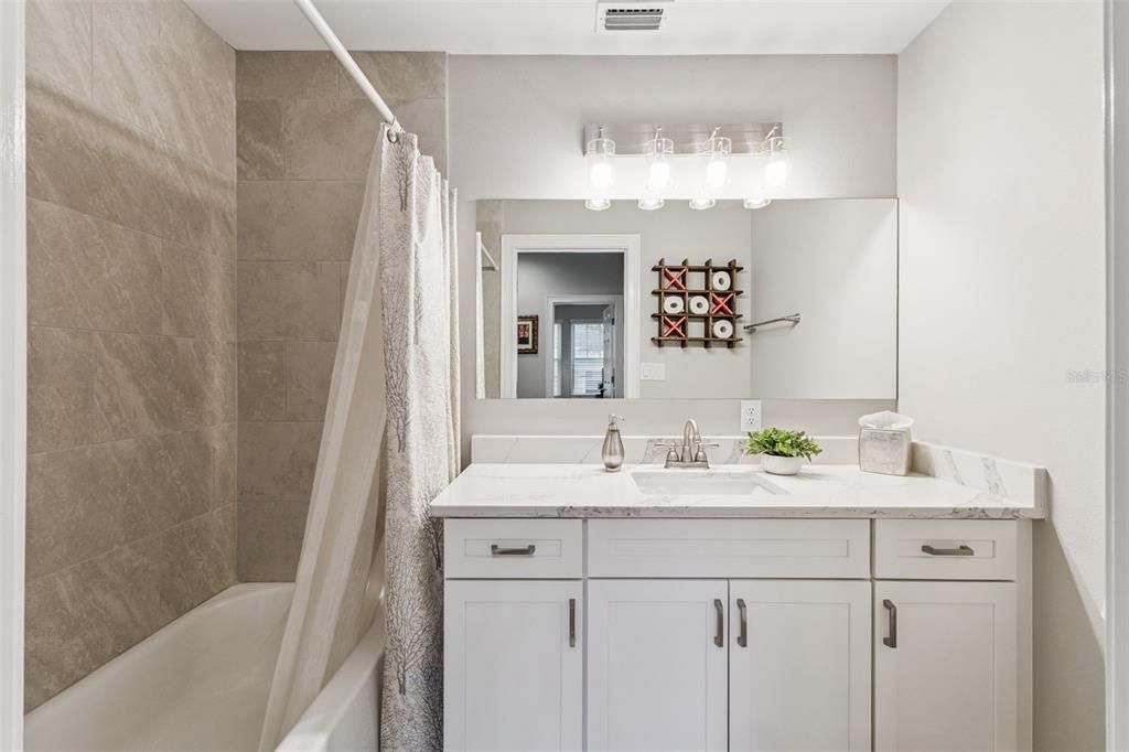 For Sale: $750,000 (3 beds, 2 baths, 2049 Square Feet)