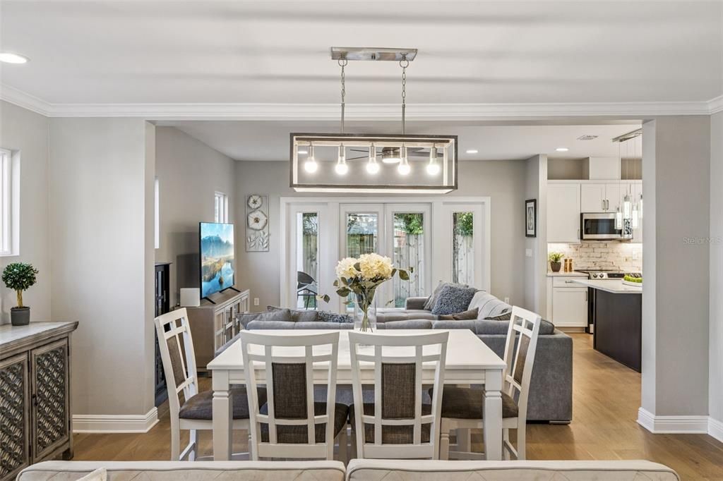 For Sale: $750,000 (3 beds, 2 baths, 2049 Square Feet)