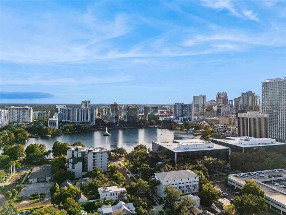 For Sale: $750,000 (3 beds, 2 baths, 2049 Square Feet)