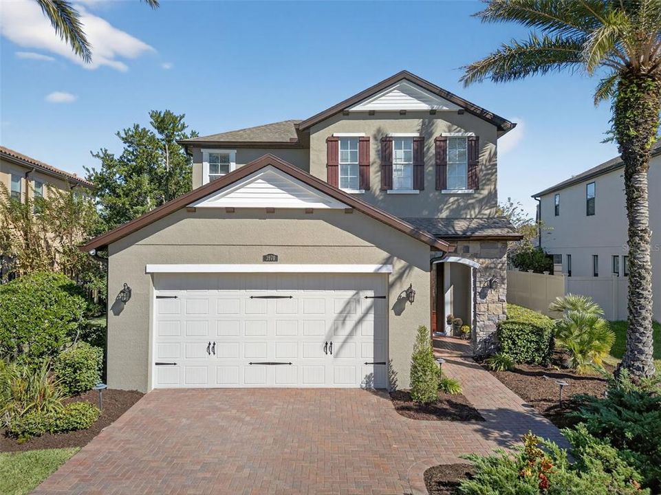 待售: $600,000 (3 贝兹, 2 浴室, 2402 平方英尺)