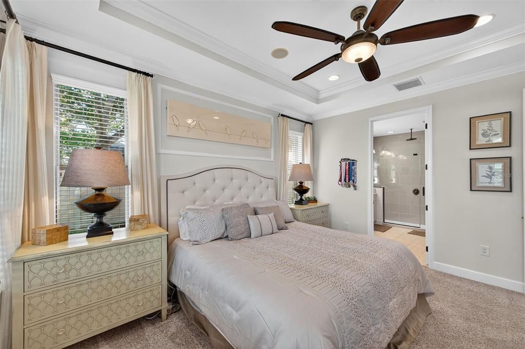 待售: $600,000 (3 贝兹, 2 浴室, 2402 平方英尺)