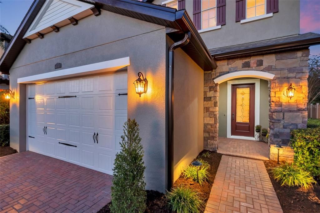 待售: $600,000 (3 贝兹, 2 浴室, 2402 平方英尺)