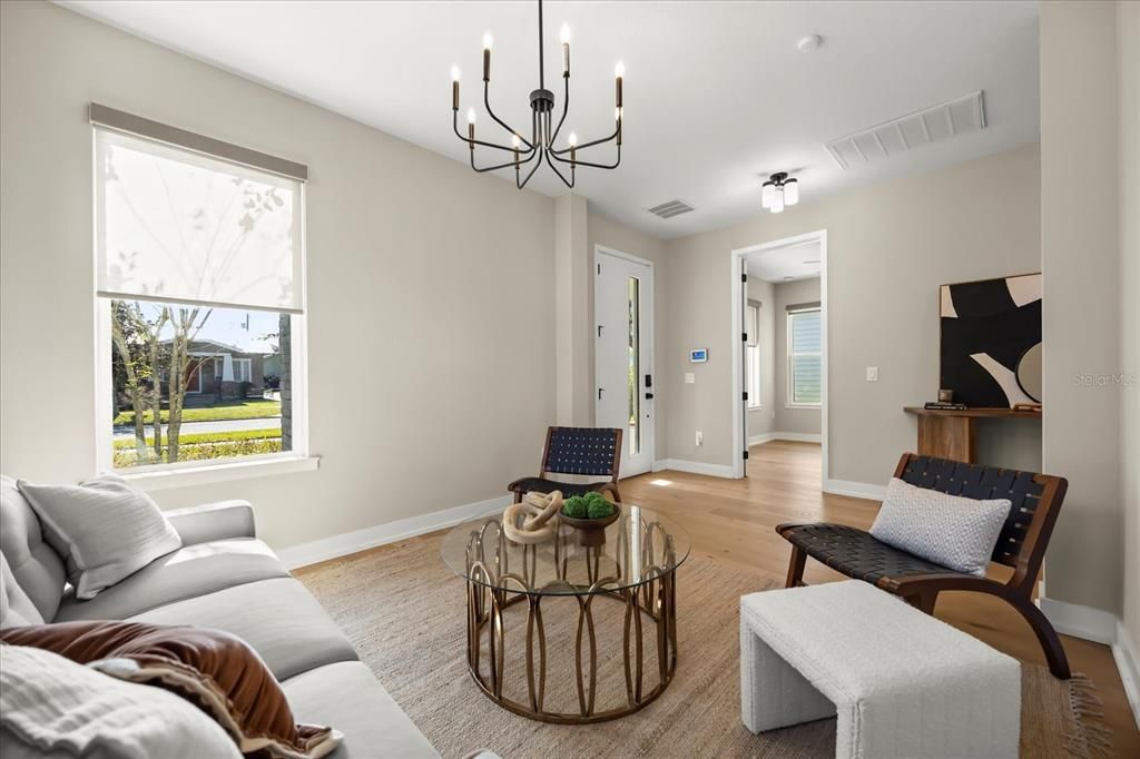 合同活跃: $994,000 (5 贝兹, 3 浴室, 2329 平方英尺)